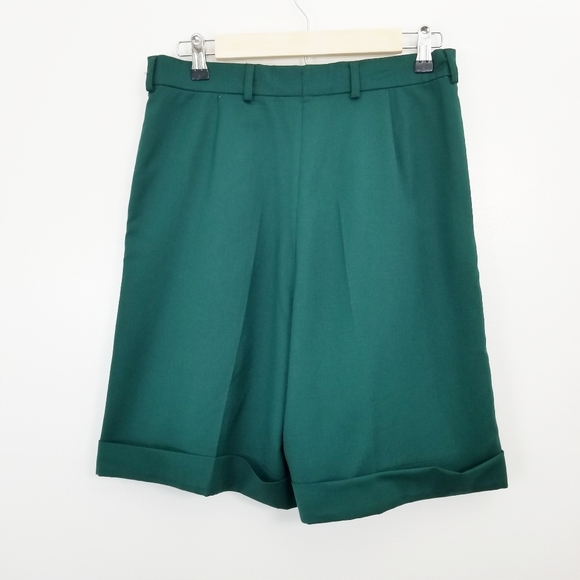 Vintage Burberry 80s Green High Waisted Pleated Shorts - Picture 2 of 13